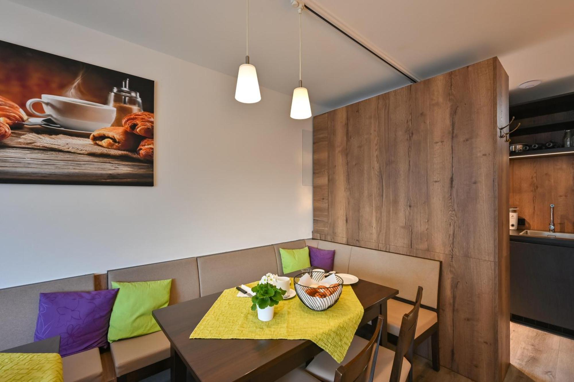 Hotel Gaestehaus Stock Zimmer Baeckerstueble Friedrichshafen Ngoại thất bức ảnh